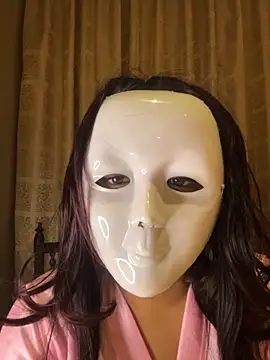 misscocoluxe online show from 06/20/26, 05:49