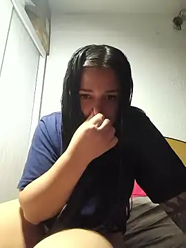 Rocio872 online show from 04/24/26, 03:09