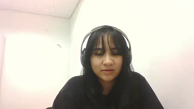 MarileeMisiaszek online show from 04/27/26, 10:46