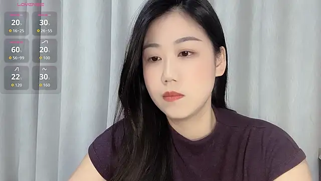 F-Yuwei online show from 04/29/26, 12:31