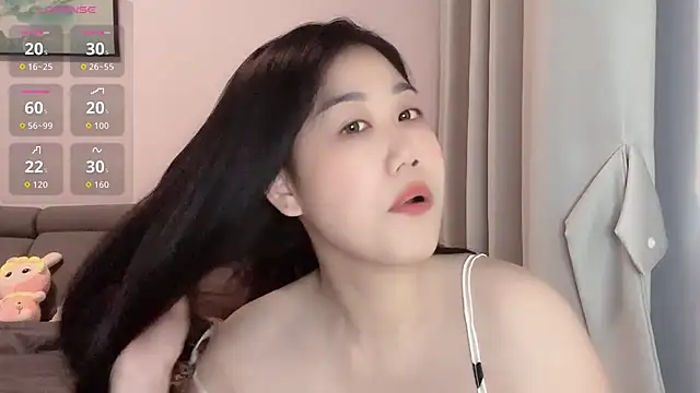 F-Yuwei online show from 05/20/26, 04:35