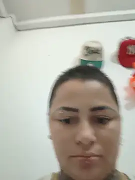 Snapshot of romina23 chatting on 05/27/26, 07:55 romina23 online show from 05/27/26, 07:55