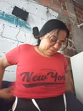 Snapshot of Sweet-Hot-Sucking chatting on 07/14/26, 12:22 Sweet-Hot-Sucking online show from 07/14/26, 12:22
