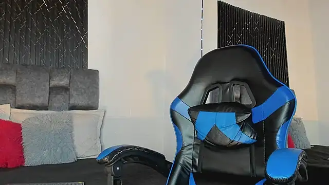 ThiagoSexy005 online show from 07/12/26, 12:23