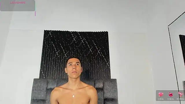 ThiagoSexy005 online show from 07/26/26, 12:08
