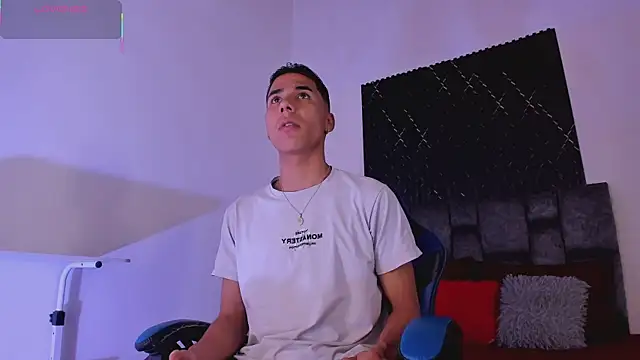 ThiagoSexy005 online show from 07/31/26, 11:48