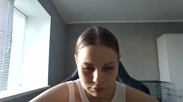 Snapshot of _Linsyy_ee_ chatting on 05/06/26, 03:39 Linsyy ee online show from 05/06/26, 03:39
