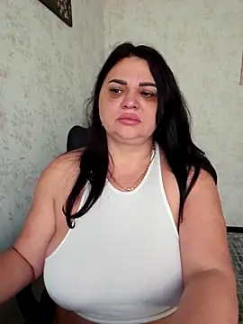 Snapshot of -CUTE-EVVIL- chatting on 05/19/26, 05:58 -CUTE-EVVIL- online show from 05/19/26, 05:58