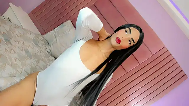 Darianavelazquez online show from 06/05/26, 06:52