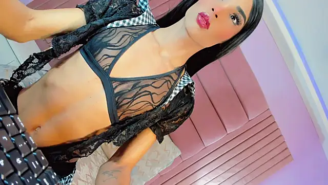 Darianavelazquez online show from 06/07/26, 05:00