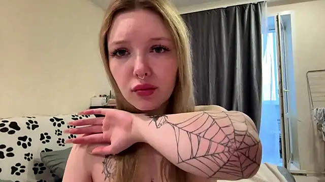 Elinthegreat online show from 05/16/26, 02:16