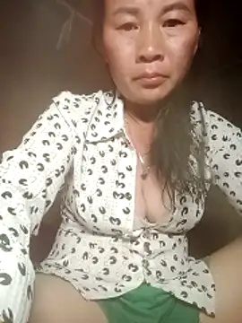 Lella 01 online show from 06/19/26, 02:43