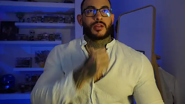 Snapshot of iamjackc_ chatting on 06/10/26, 08:30 iamjackc online show from 06/10/26, 08:30