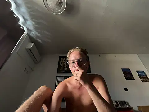 BlondieVelvet online show from 05/01/26, 11:20