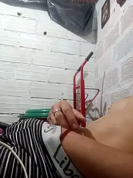 Novafull04 online show from 04/28/26, 12:32