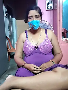 Snapshot of Rulali_44 chatting on 06/24/26, 02:49 Rulali 44 online show from 06/24/26, 02:49