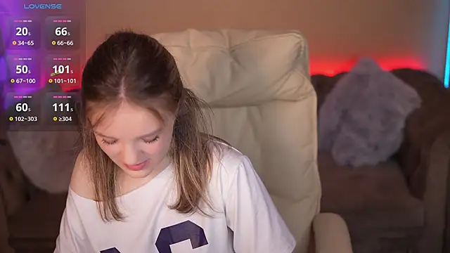 MariaMedow online show from 05/17/26, 05:49