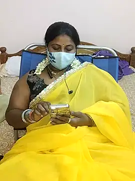 Snapshot of telugu_Geetha40 chatting on 05/18/26, 08:31 telugu Geetha40 online show from 05/18/26, 08:31
