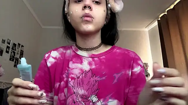 LouisePavlides online show from 06/14/26, 01:13