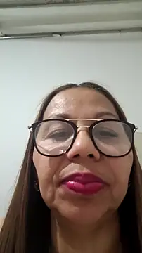 Snapshot of Ladymilf12 chatting on 05/31/26, 12:30 Ladymilf12 online show from 05/31/26, 12:30