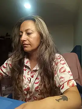 Snapshot of Angel_Nova_ chatting on 05/18/26, 08:53 Angel Nova online show from 05/18/26, 08:53