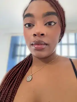 Ebony maison online show from 04/27/26, 07:01