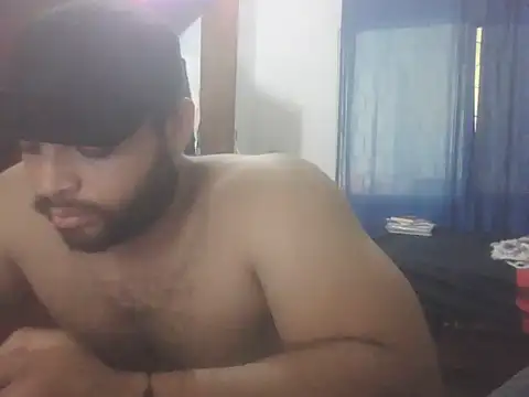 Bearmachin online show from 05/05/26, 07:44