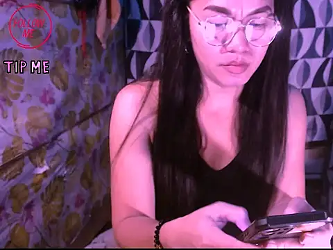 TSjuicyhotdrops online show from 10/17/25, 01:25