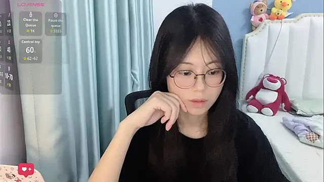 Luna-666 online show from 05/18/26, 01:06
