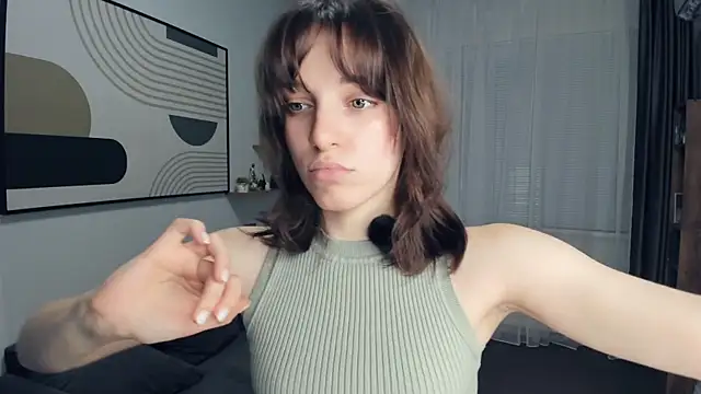 LydaAinley online show from 04/28/26, 08:25