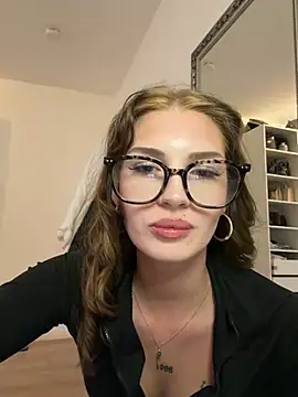 AmaraSpliss online show from 04/27/26, 05:22