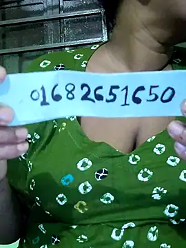 Snapshot of Gulapi_N chatting on 06/06/26, 06:12 Gulapi N online show from 06/06/26, 06:12