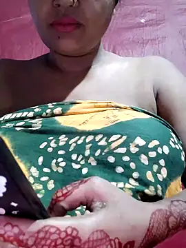 Snapshot of Gulapi_N chatting on 06/15/26, 11:29 Gulapi N online show from 06/15/26, 11:29