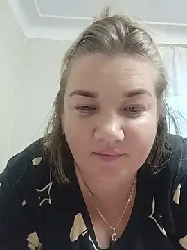 Snapshot of MiyaOlliver chatting on 08/03/26, 03:16 MiyaOlliver online show from 08/03/26, 03:16