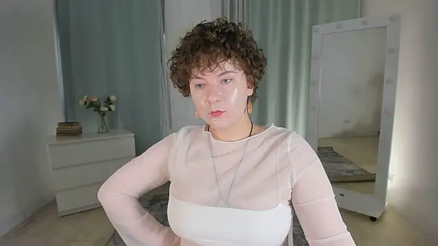 Snapshot of MelittaStorrie chatting on 07/18/26, 06:17 MelittaStorrie online show from 07/18/26, 06:17