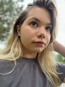 Liiimeee online show from 06/09/26, 05:08