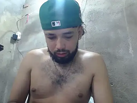 Snapshot of camilorestrepo77 chatting on 04/30/26, 11:31 camilorestrepo77 online show from 04/30/26, 11:31