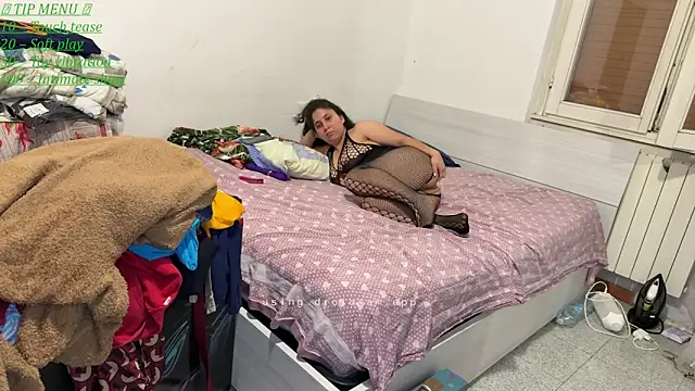 LolaH97 online show from 04/26/26, 11:35