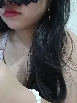 Snapshot of silkyhairs chatting on 06/15/26, 01:46 silkyhairs online show from 06/15/26, 01:46