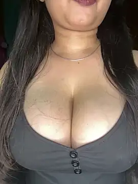 Snapshot of Naughty_pooja44 chatting on 05/30/26, 07:22 Naughty pooja44 online show from 05/30/26, 07:22