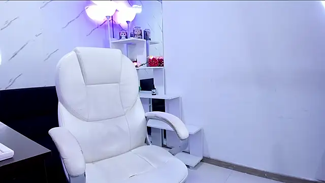 MaraMartinez  online show from 06/11/26, 12:32