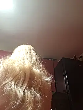 BlondyWifey online show from 05/03/26, 08:26