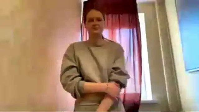 LongChillGerl online show from 05/20/26, 05:41