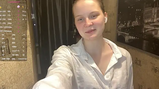 LongChillGerl online show from 06/26/26, 08:02