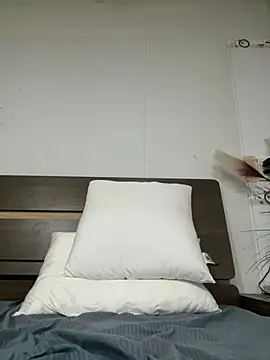 Snapshot of Ni_Tran chatting on 07/10/26, 03:36 Ni Tran online show from 07/10/26, 03:36
