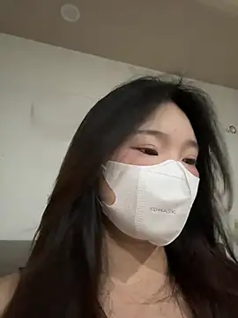 Snapshot of Ni_Tran chatting on 08/02/26, 04:44 Ni Tran online show from 08/02/26, 04:44