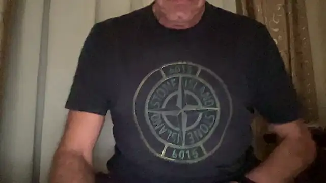 Snapshot of henrybull007 chatting on 06/06/26, 12:21 henrybull007 online show from 06/06/26, 12:21