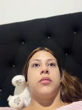 HayleyRoss  online show from 06/23/26, 10:35