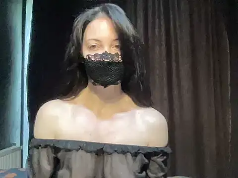 LillyRoux  online show from 04/29/26, 05:11