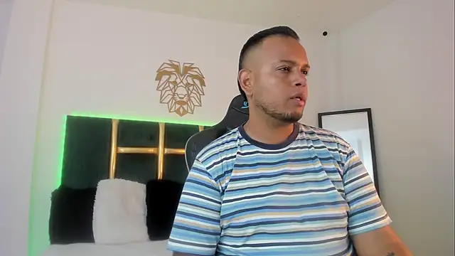 Snapshot of Jay_raze chatting on 05/23/26, 12:09 Jay raze online show from 05/23/26, 12:09